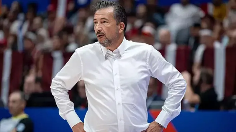 Anadolu Efes'te Şok Ayrılık! Luca Banchi Görevden Alındı mı?