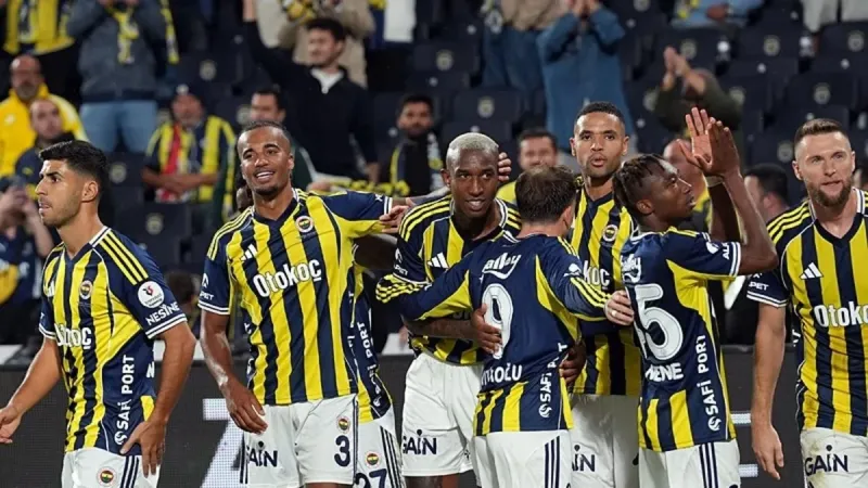 Tedesco'ya Eleştiri Yağmuru! Fenerbahçe'de Neler Oluyor?