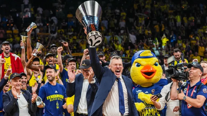 Fenerbahçe Beko tarihinde 2. kez Euroleague şampiyonu oldu: 2000 yılından bu yana Avrupa Ligi'ndeki şampiyonluklar