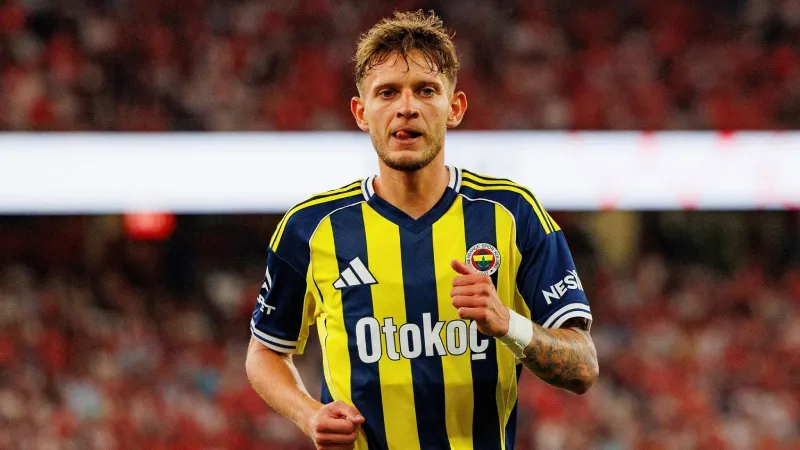 Fenerbahçe, Sebastian Szymanski'nin bonservisini belirledi