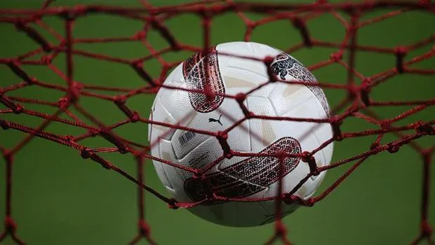 Fenerbahçe'nin yıldızına 40 milyon euroluk teklif! Vazgeçmiyorlar