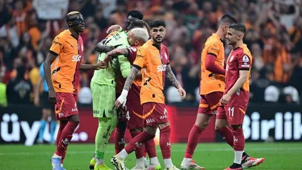 Galatasaray'dan Tarihi Kutlama: 5 Yıldızlı Şampiyonluk Coşkusu!