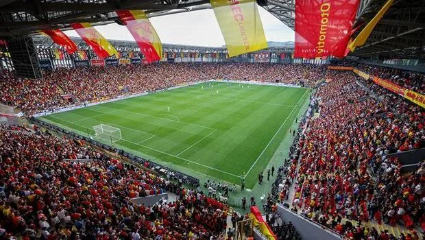 Göztepe Galatasaray'ı Yenecek Mi? Şampiyona Son Darbe!