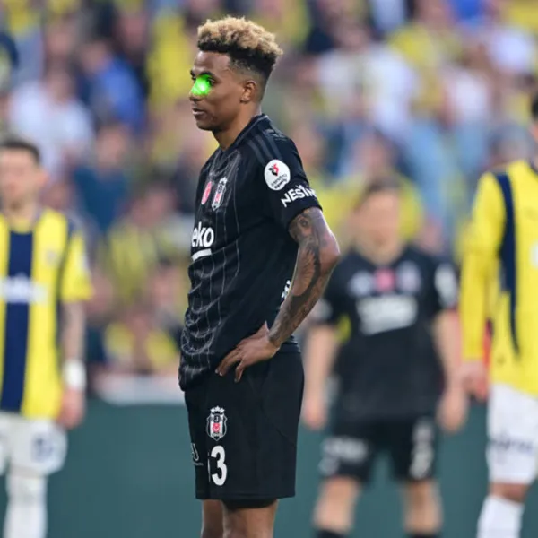 Fenerbahçe'ye Lazer Şoku! PFDK'dan Rekor Ceza!