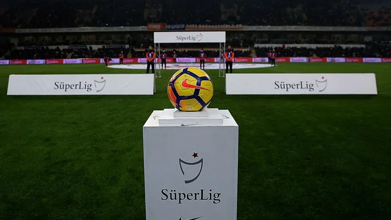 Süper Lig'de Şampiyonluk Yarışı Kızışıyor! İşte Son Puan Durumu