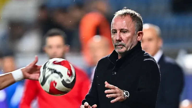 Sergen Yalçın Şoku! Beşiktaş'ta Neler Oluyor? Santos Etkisi Mi?