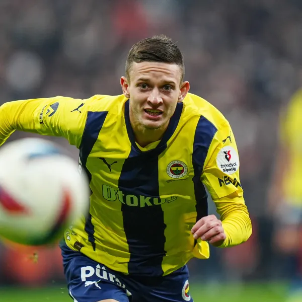 Szymanski Fenerbahçe'den Gidiyor Mu? İtalyan Devleri Peşinde!