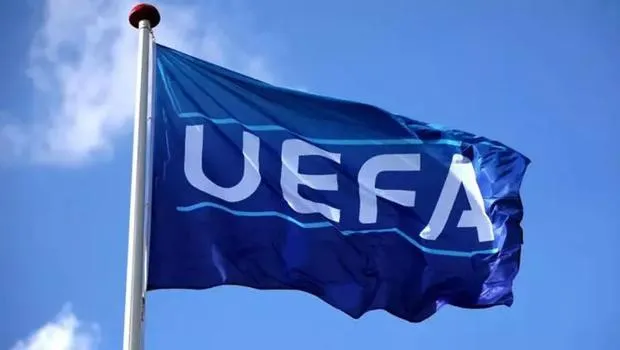 UEFA'dan Beşiktaş'a para cezası!